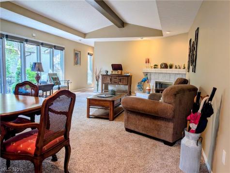 10772 Meadow Trail Strongsville OH 44149