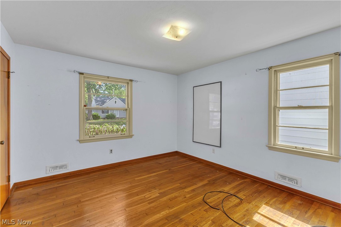156 Berkshire Road Avon Lake OH 44012