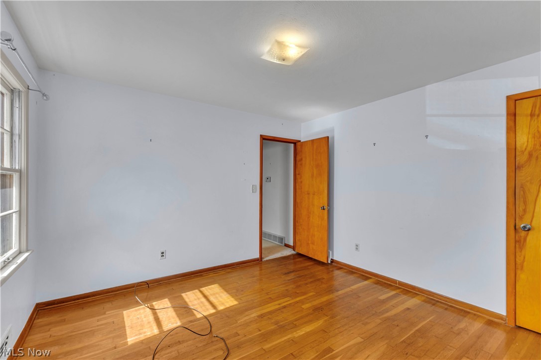 156 Berkshire Road Avon Lake OH 44012