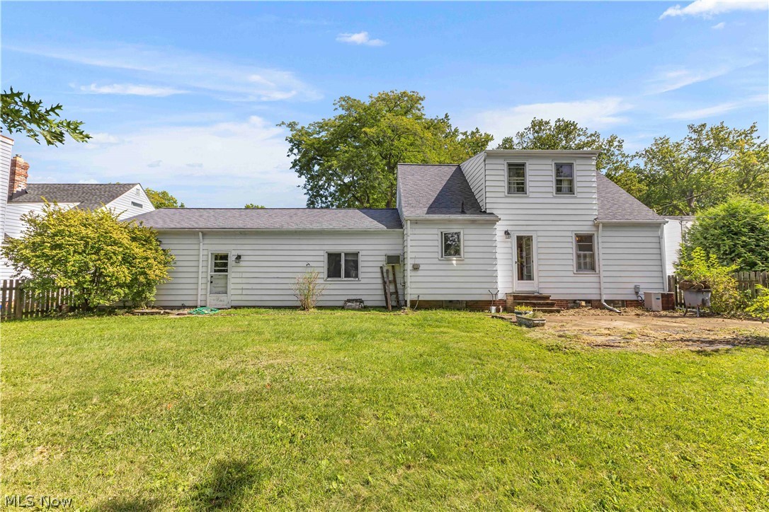156 Berkshire Road Avon Lake OH 44012