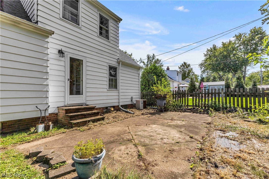 156 Berkshire Road Avon Lake OH 44012