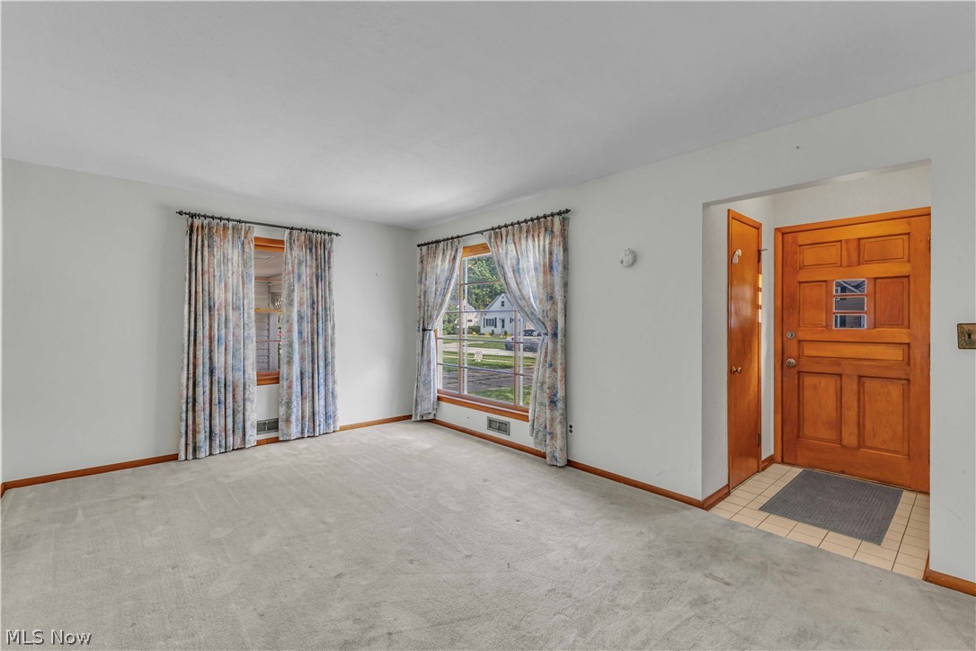 156 Berkshire Road Avon Lake OH 44012