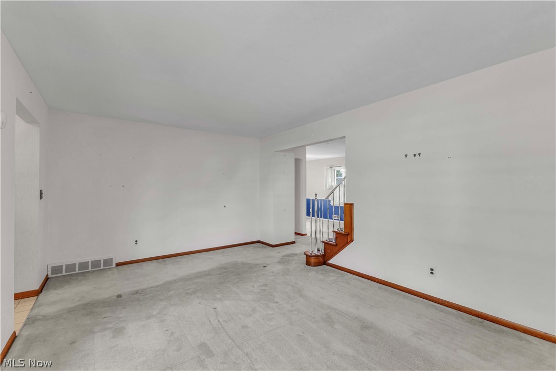156 Berkshire Road Avon Lake OH 44012