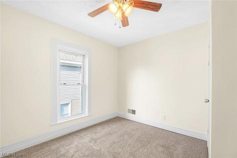 322 W 9th Street Lorain OH 44052