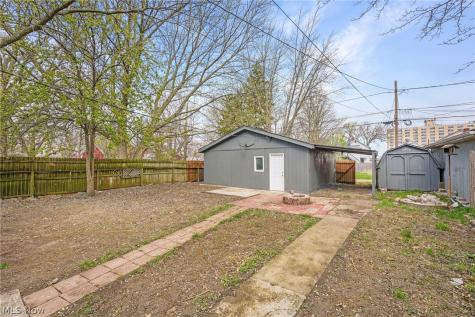 322 W 9th Street Lorain OH 44052