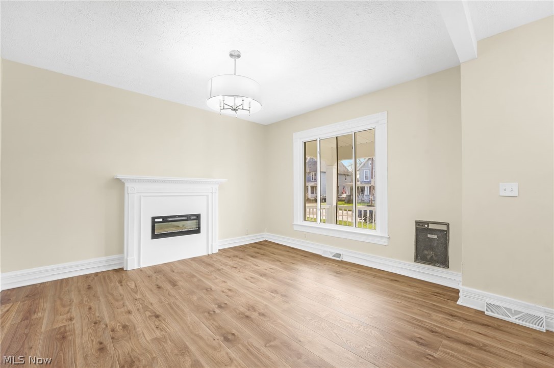 322 W 9th Street Lorain OH 44052