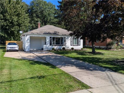 4119 Columbia Road North Olmsted OH 44070