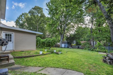 567 Eric Drive Tallmadge OH 44278