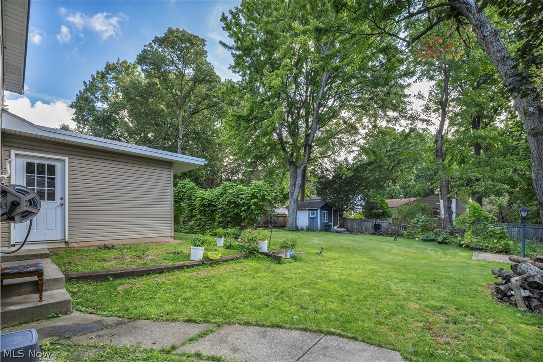 567 Eric Drive Tallmadge OH 44278
