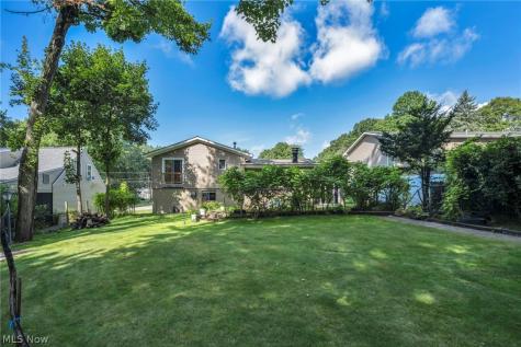 567 Eric Drive Tallmadge OH 44278