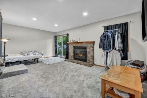 567 Eric Drive Tallmadge OH 44278
