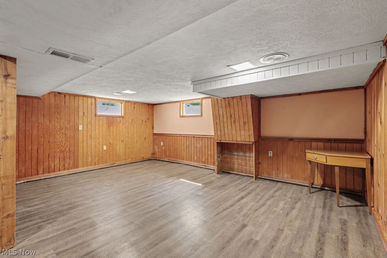 5718 S Ridge Road Madison OH 44057