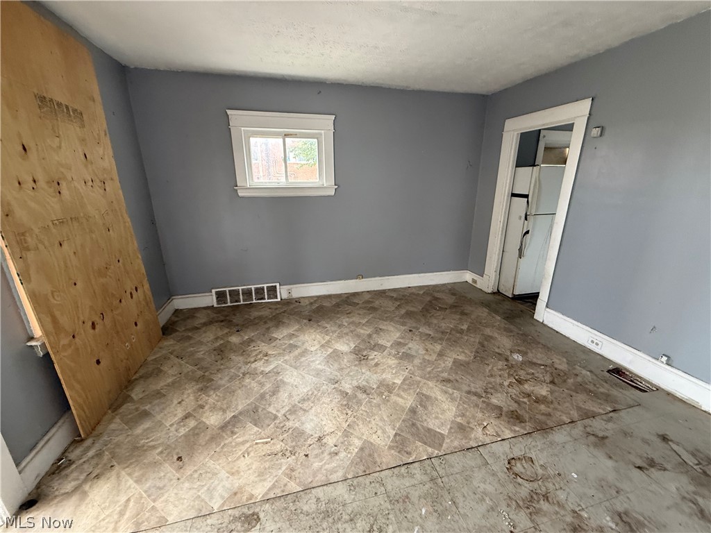 2771 E 118th Street Cleveland OH 44120