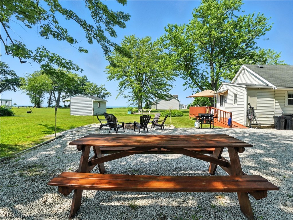 7223 Kenmore Avenue North Kingsville OH 44068