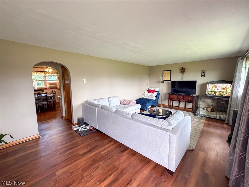 568 12th Street NW Carrollton OH 44615