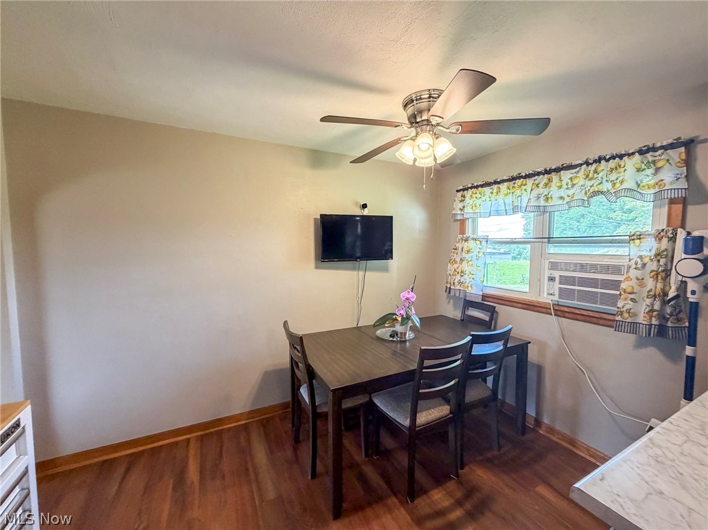 568 12th Street NW Carrollton OH 44615