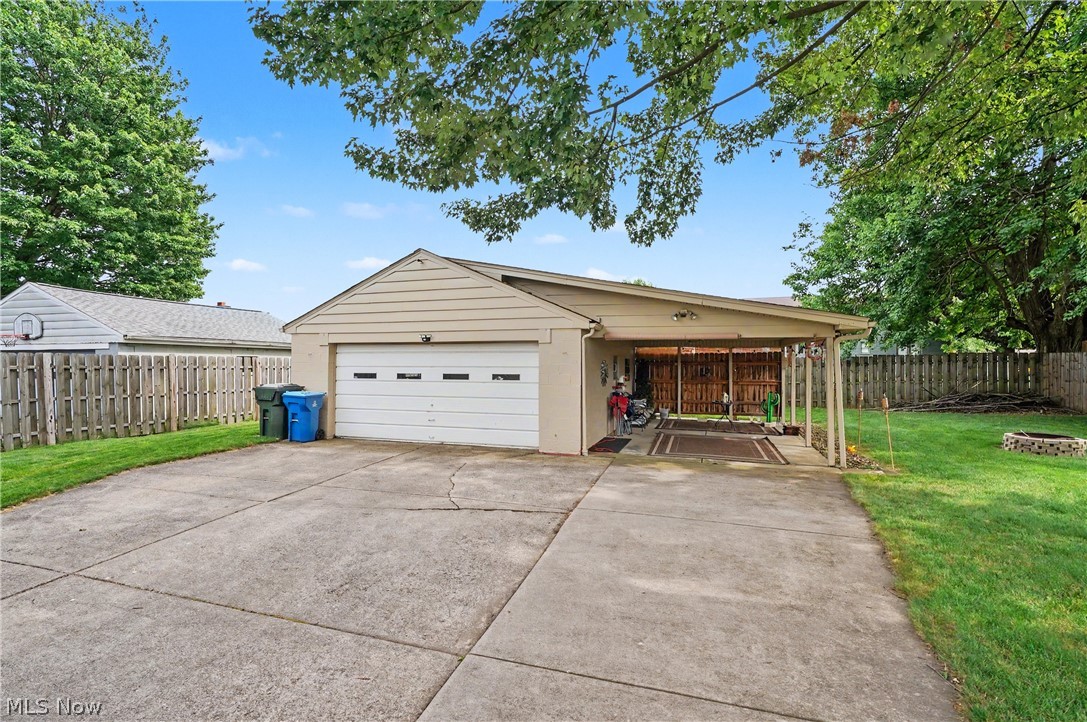 638 Brandon Avenue Struthers OH 44471