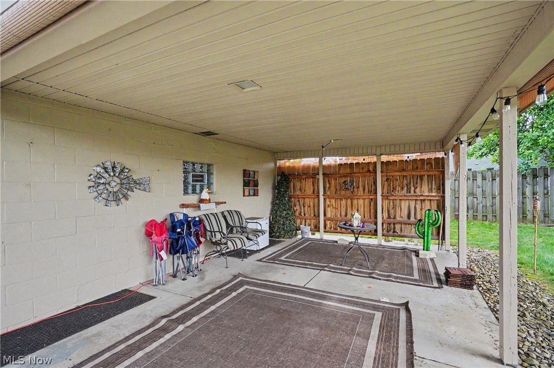 638 Brandon Avenue Struthers OH 44471