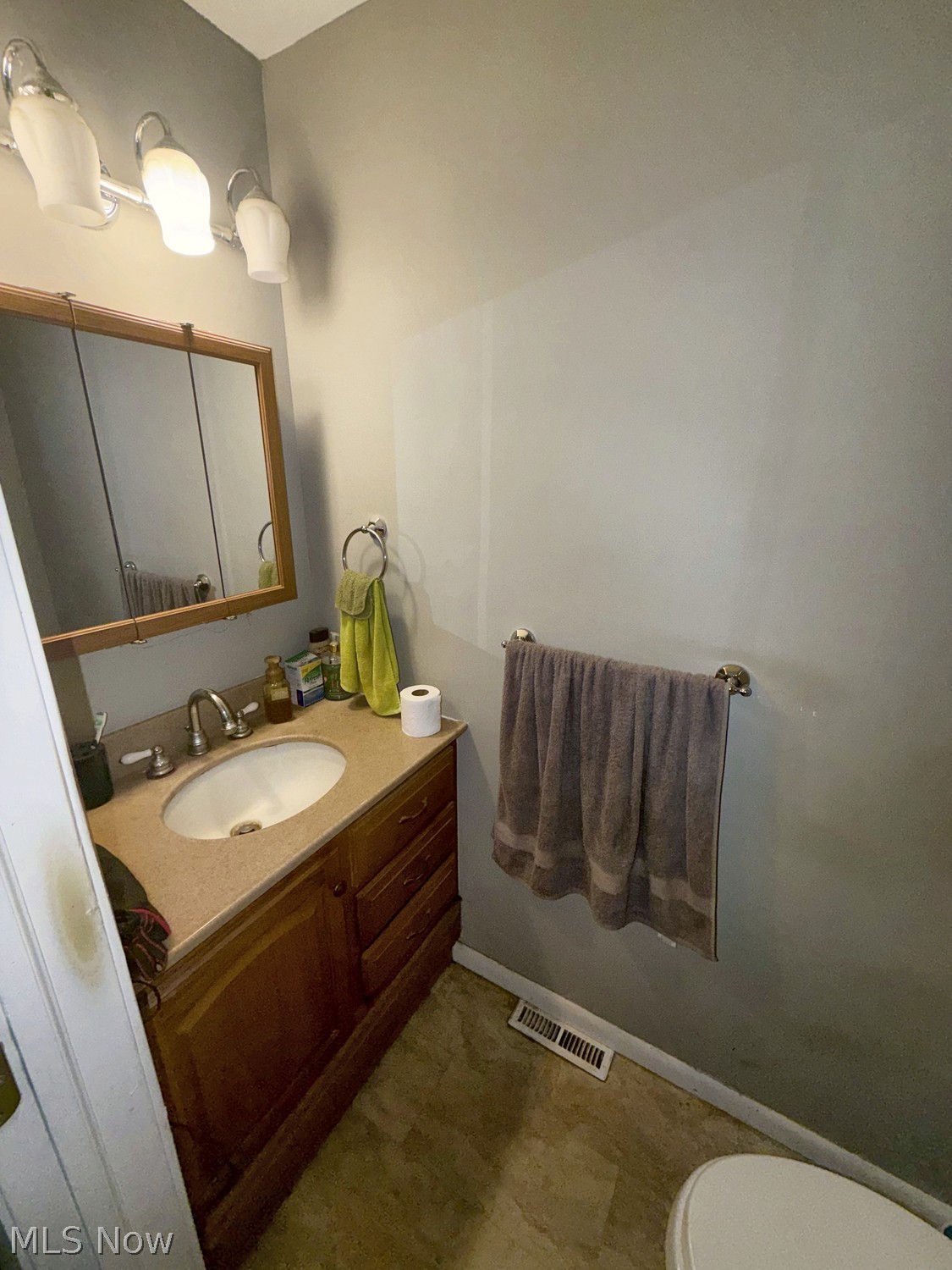 2117 Priscilla Avenue NW Massillon OH 44647
