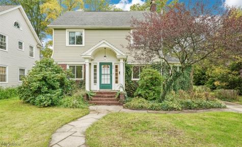 596 Greenwood Avenue Akron OH 44320