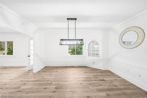 596 Greenwood Avenue Akron OH 44320