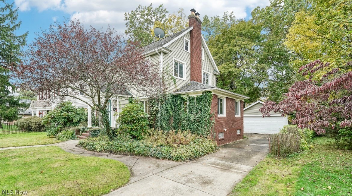 596 Greenwood Avenue Akron OH 44320