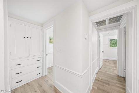 596 Greenwood Avenue Akron OH 44320