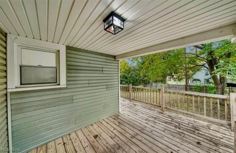 596 Greenwood Avenue Akron OH 44320