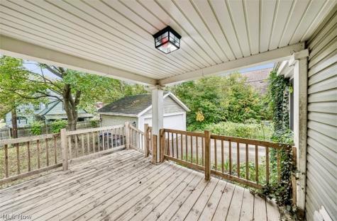 596 Greenwood Avenue Akron OH 44320