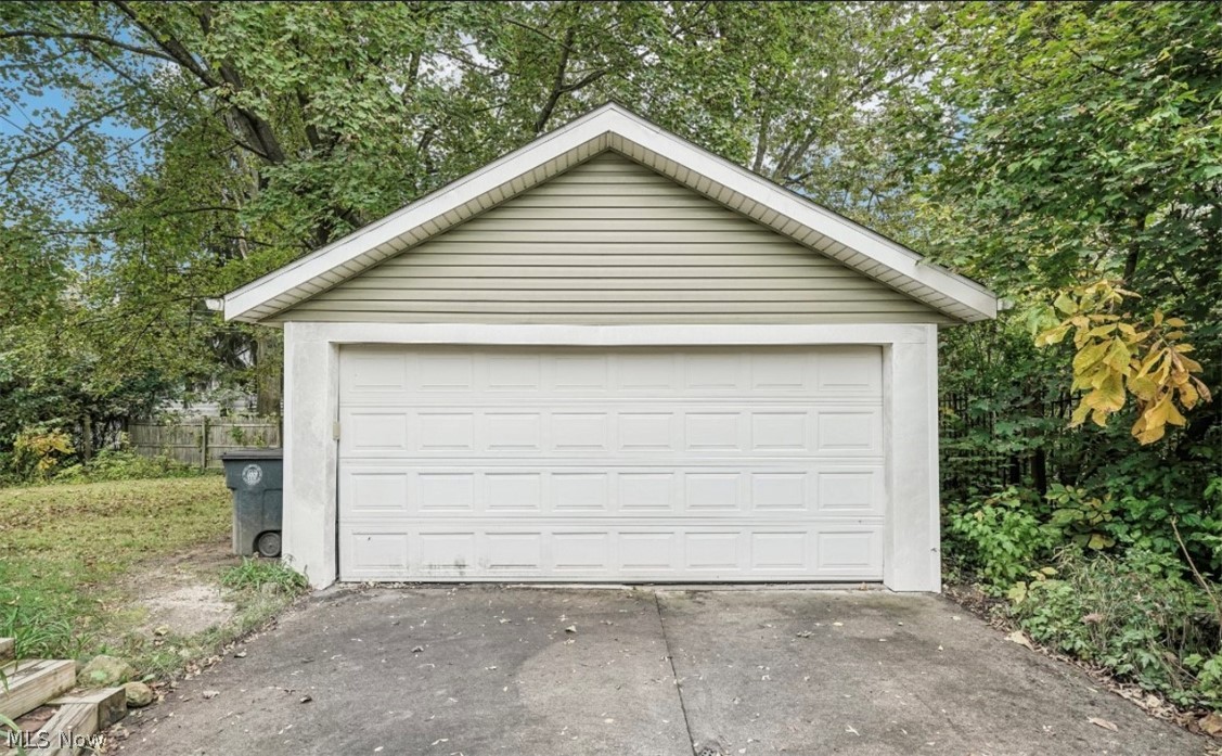 596 Greenwood Avenue Akron OH 44320