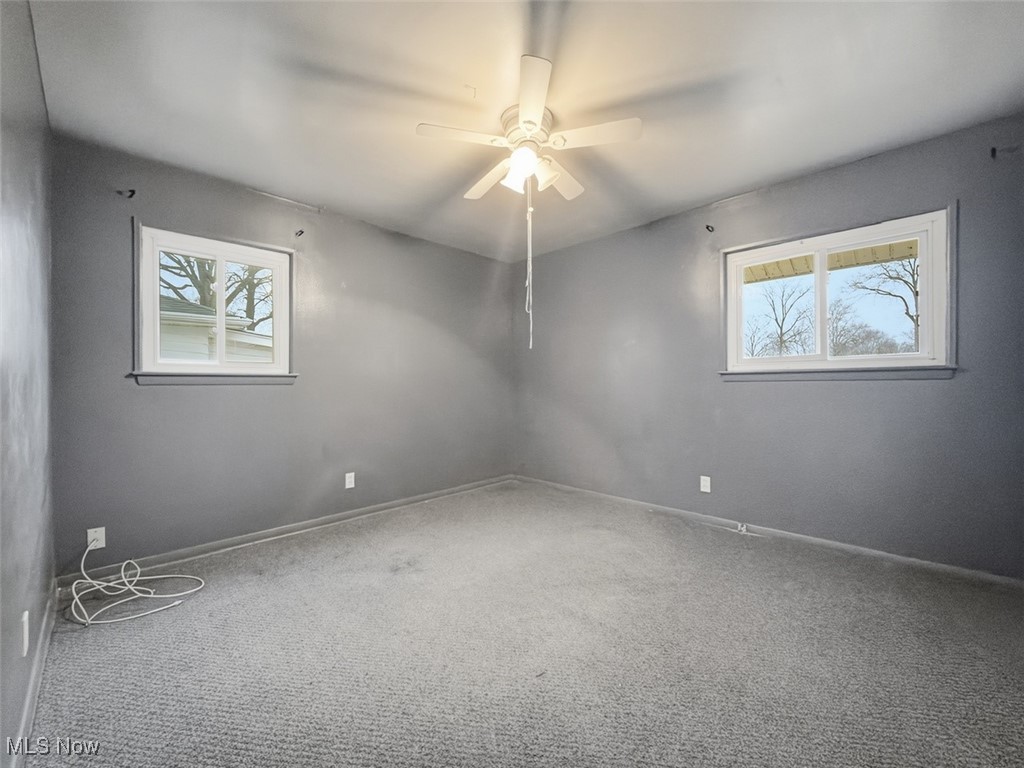 2486 Montgomery Avenue NW Warren OH 44485