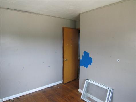 4680 Beechgrove Avenue Garfield Heights OH 44125