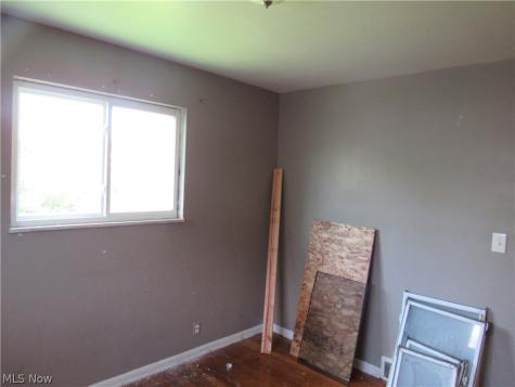 4680 Beechgrove Avenue Garfield Heights OH 44125