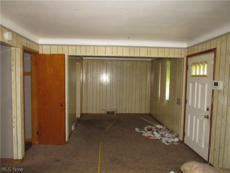 4680 Beechgrove Avenue Garfield Heights OH 44125