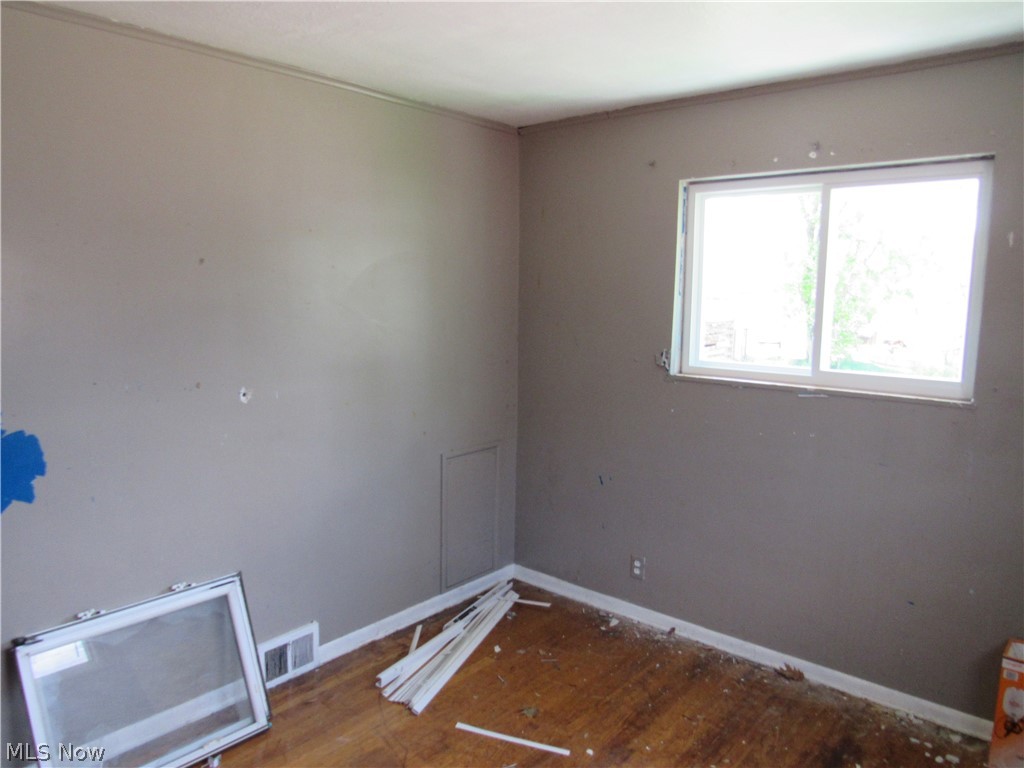 4680 Beechgrove Avenue Garfield Heights OH 44125