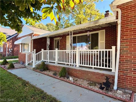 5203 W Ridgewood Drive Parma OH 44134