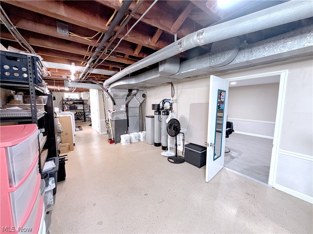 5203 W Ridgewood Drive Parma OH 44134