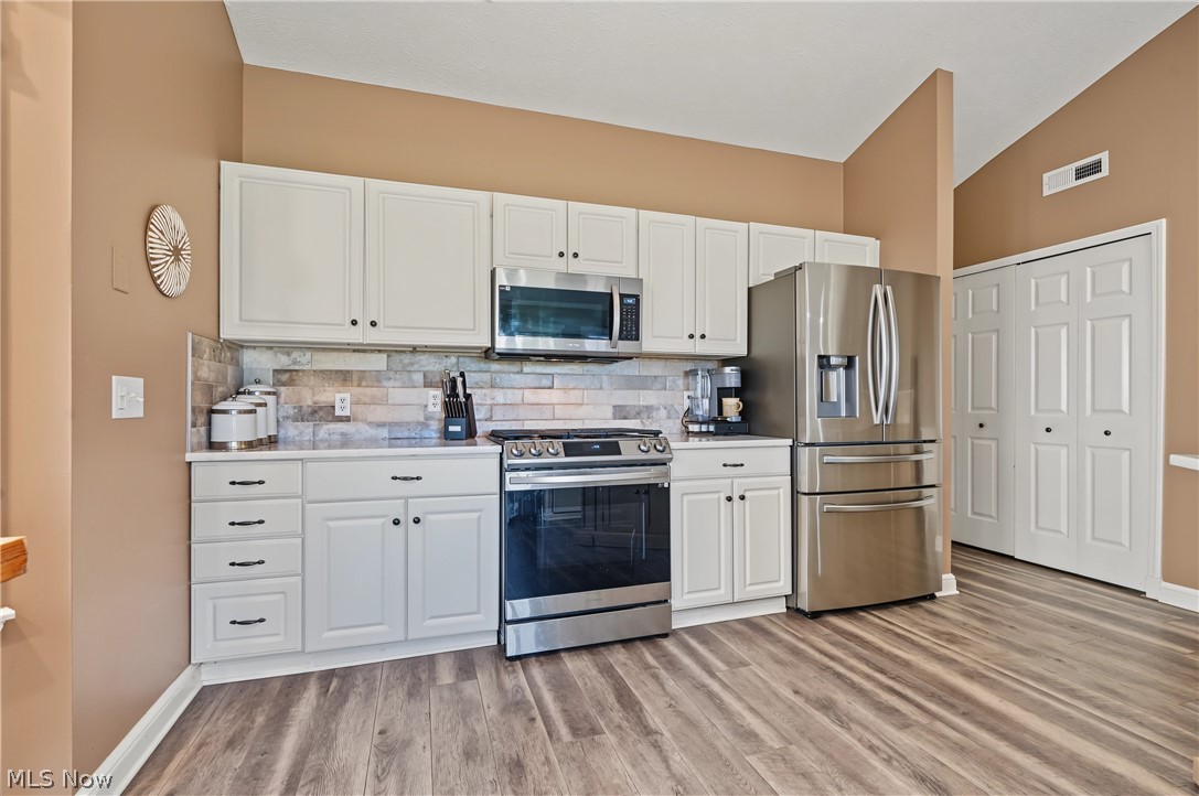 38585 N Bay Drive Willoughby OH 44094