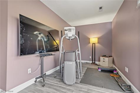 38585 N Bay Drive Willoughby OH 44094