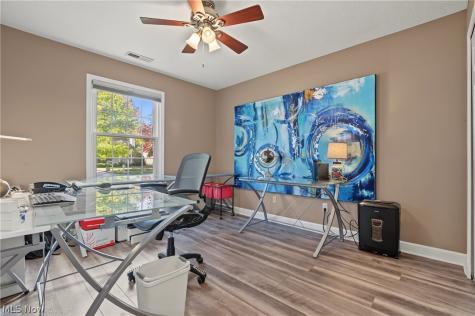 38585 N Bay Drive Willoughby OH 44094