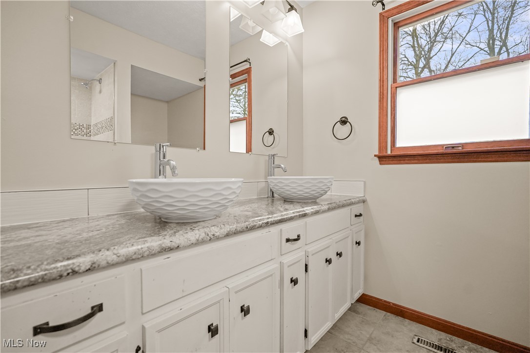 59 Sunset Drive Shelby OH 44875