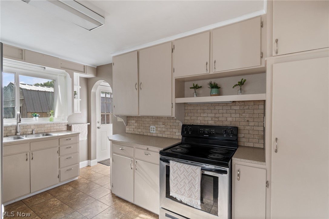 803 Belmont Wooster OH 44691