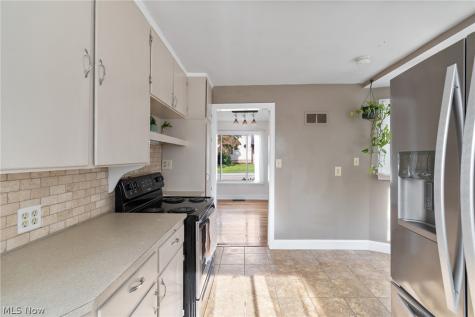 803 Belmont Wooster OH 44691