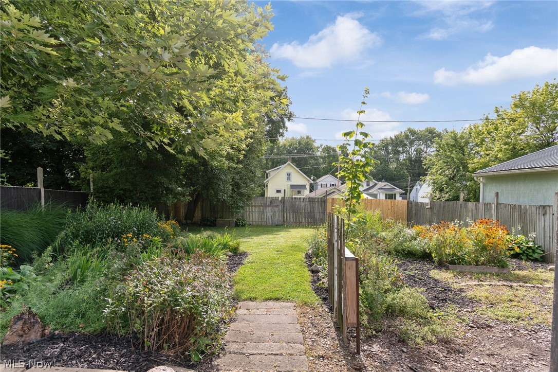 803 Belmont Wooster OH 44691