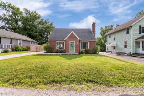 803 Belmont Wooster OH 44691