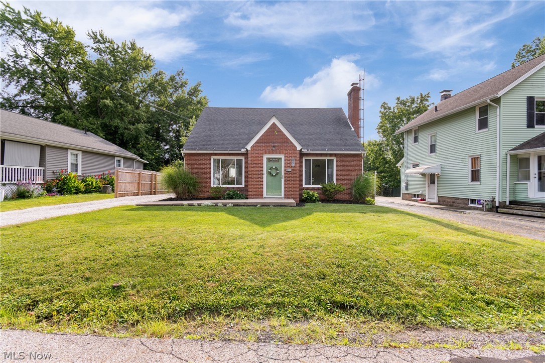 803 Belmont Wooster OH 44691