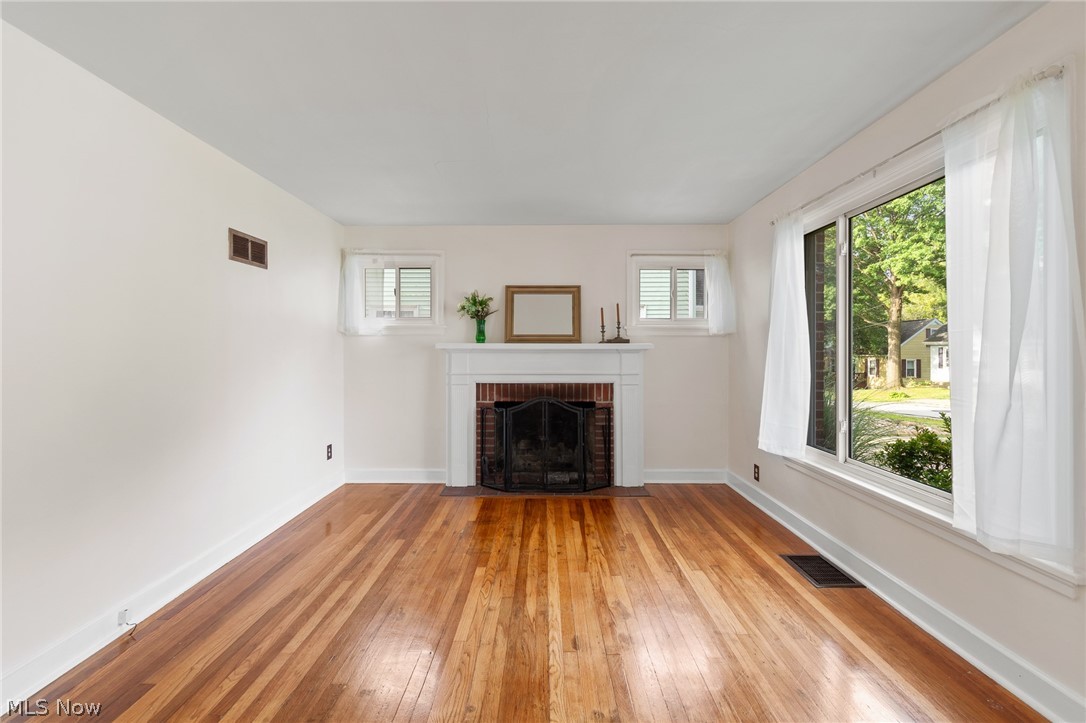803 Belmont Wooster OH 44691