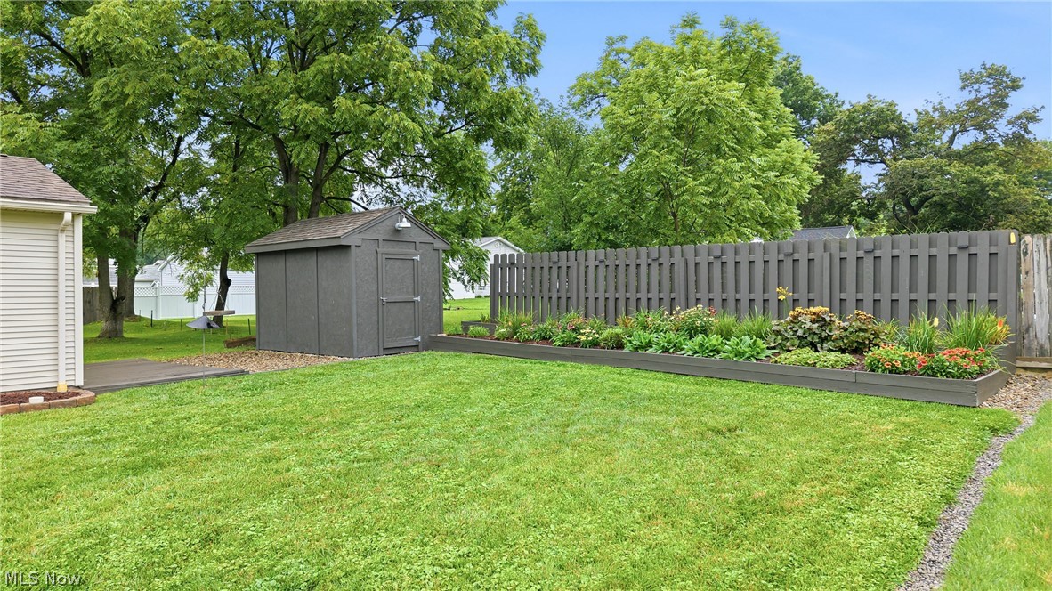 139 Fox Street Hubbard OH 44425