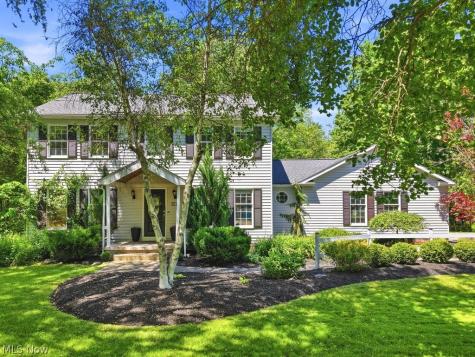 5776 Williamsburg Circle Hudson OH 44236
