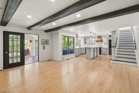 5776 Williamsburg Circle Hudson OH 44236
